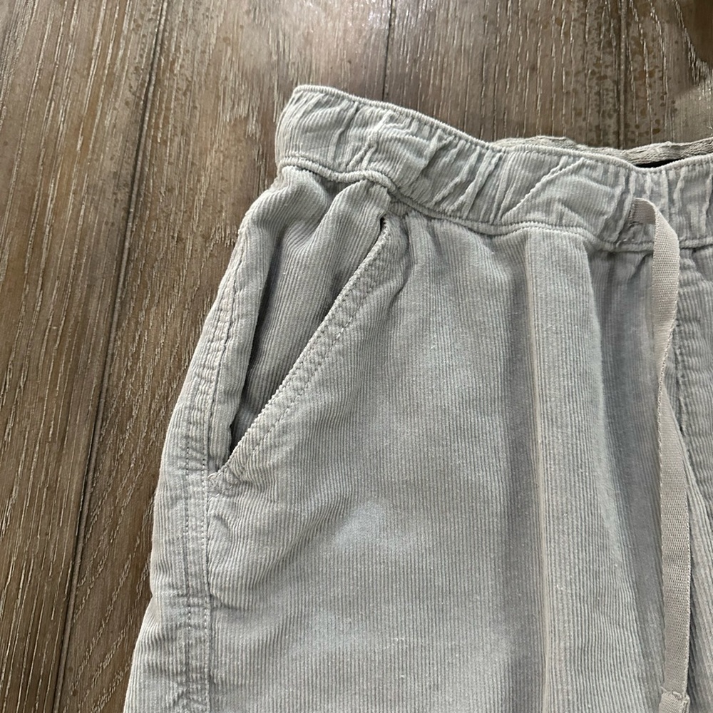WXYZ Men's Casual Gray Shorts - Picture 3 of 10